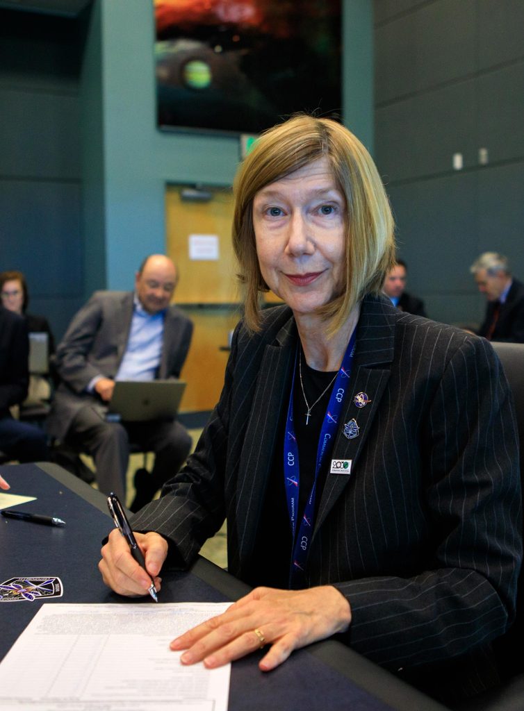 Kathy Lueders è direttrice associata della direzione delle operazioni spaziali della NASA