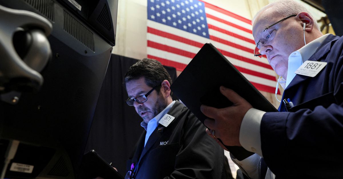 Wall Street ha chiuso in ribasso poiché gli investitori attendono più segnali di guadagno
