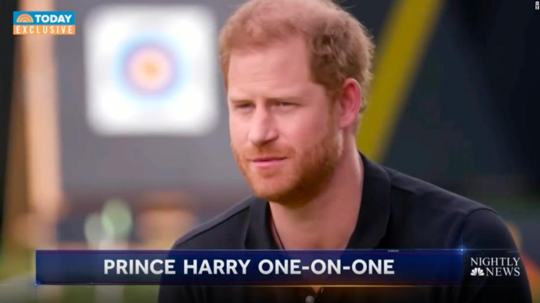Il principe Harry dice che vuole assicurarsi che la regina sia protetta