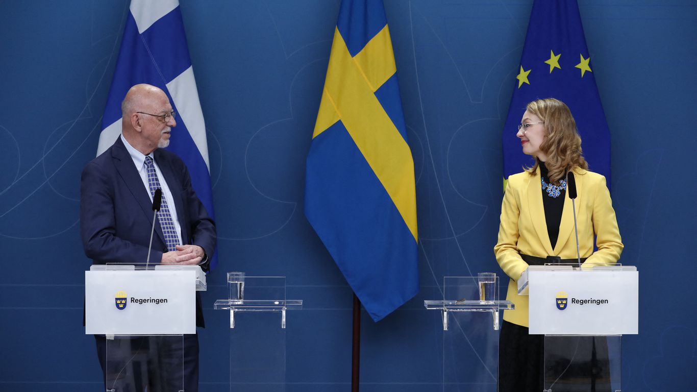 Il ministro finlandese per l'Europa ha affermato che è "molto probabile" entrare a far parte della NATO