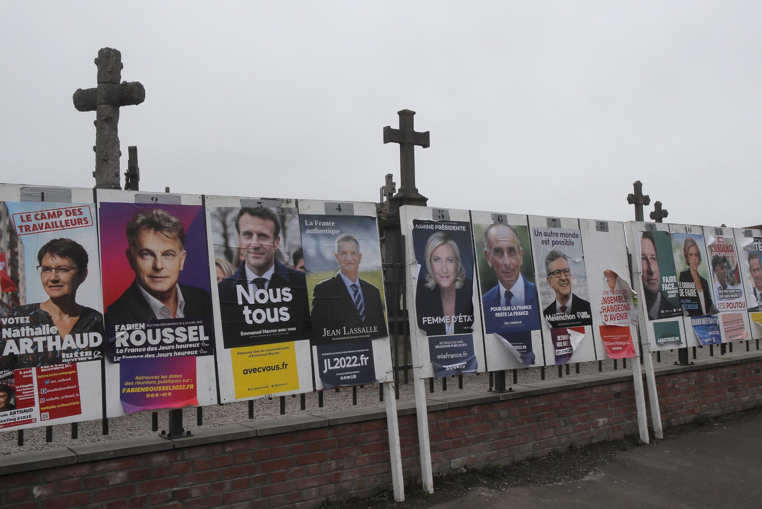 In Francia scoppia una vivace elezione come rivale di Macron