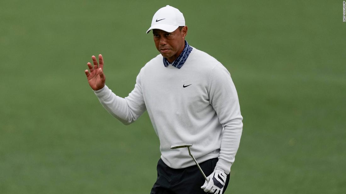 Tiger Woods cavalca sulle montagne russe nel terzo round dei Master mentre lotta per la coerenza