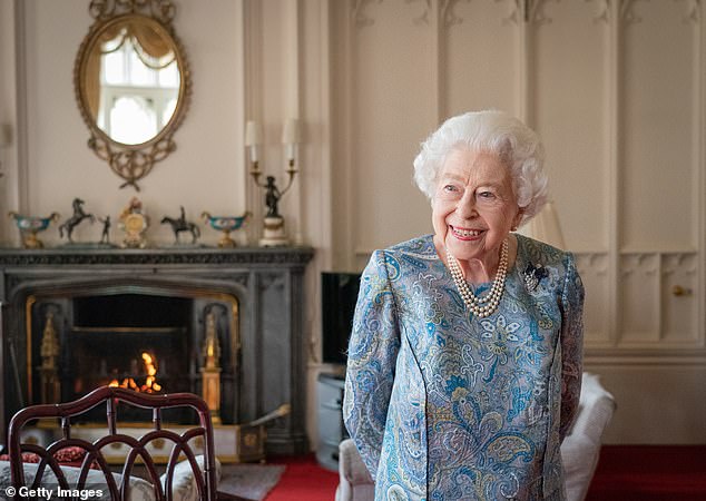 La Regina partecipa a un incontro con il Presidente della Svizzera al Castello di Windsor il 28 aprile