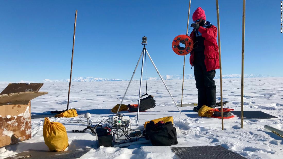 Un'enorme quantità di acqua è stata scoperta nascosta sotto l'Antartide