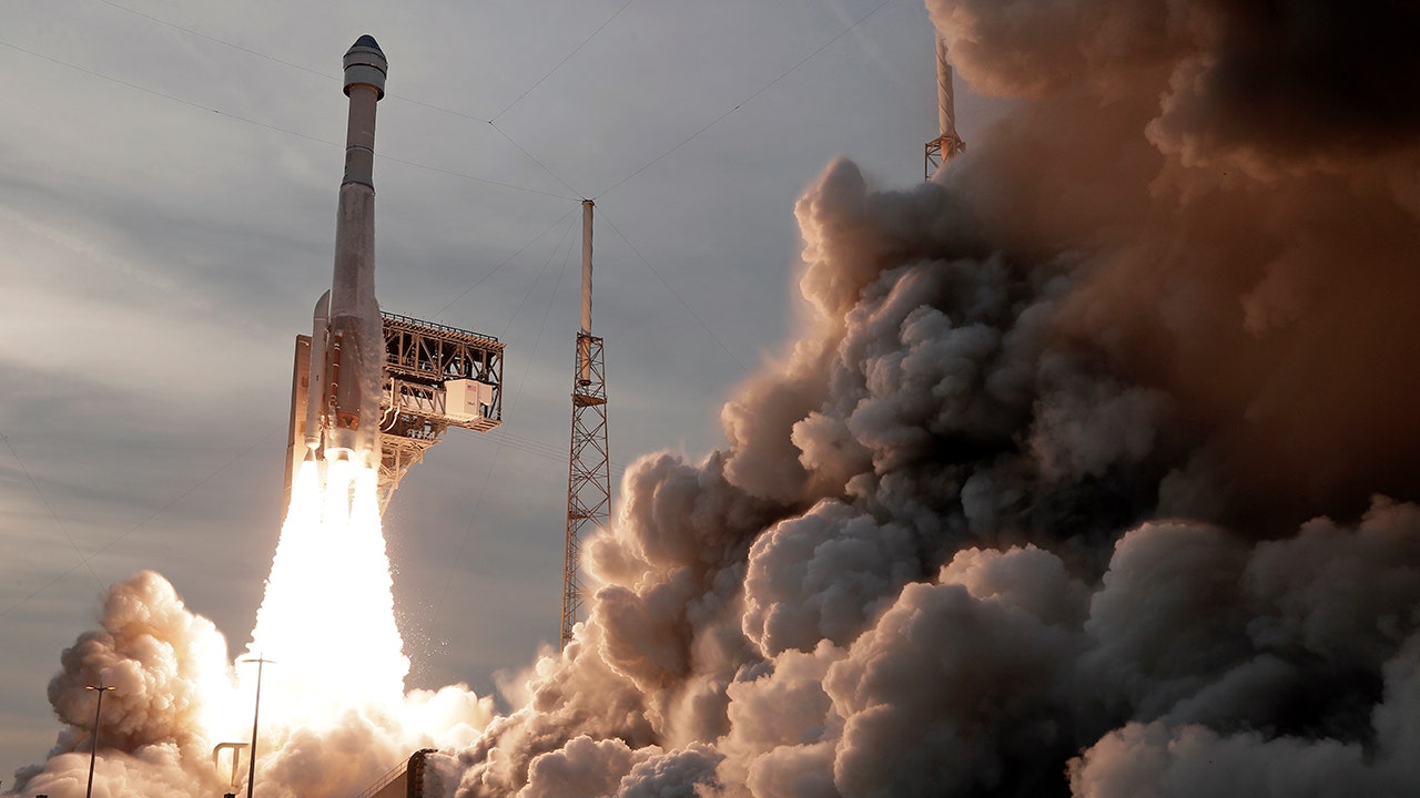 Il Boeing Starliner diretto alla ISS è stato lanciato con successo dopo due precedenti tentativi falliti