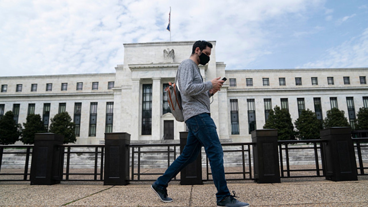 L'economia statunitense potrebbe andare verso una recessione, avverte l'economista: "probabilità al 100%" di un rallentamento globale