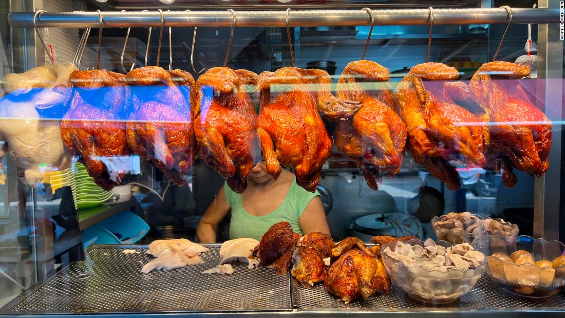 "Crisi del riso con pollo" come piatto nazionale di Singapore colpito dal divieto di esportazione della Malesia