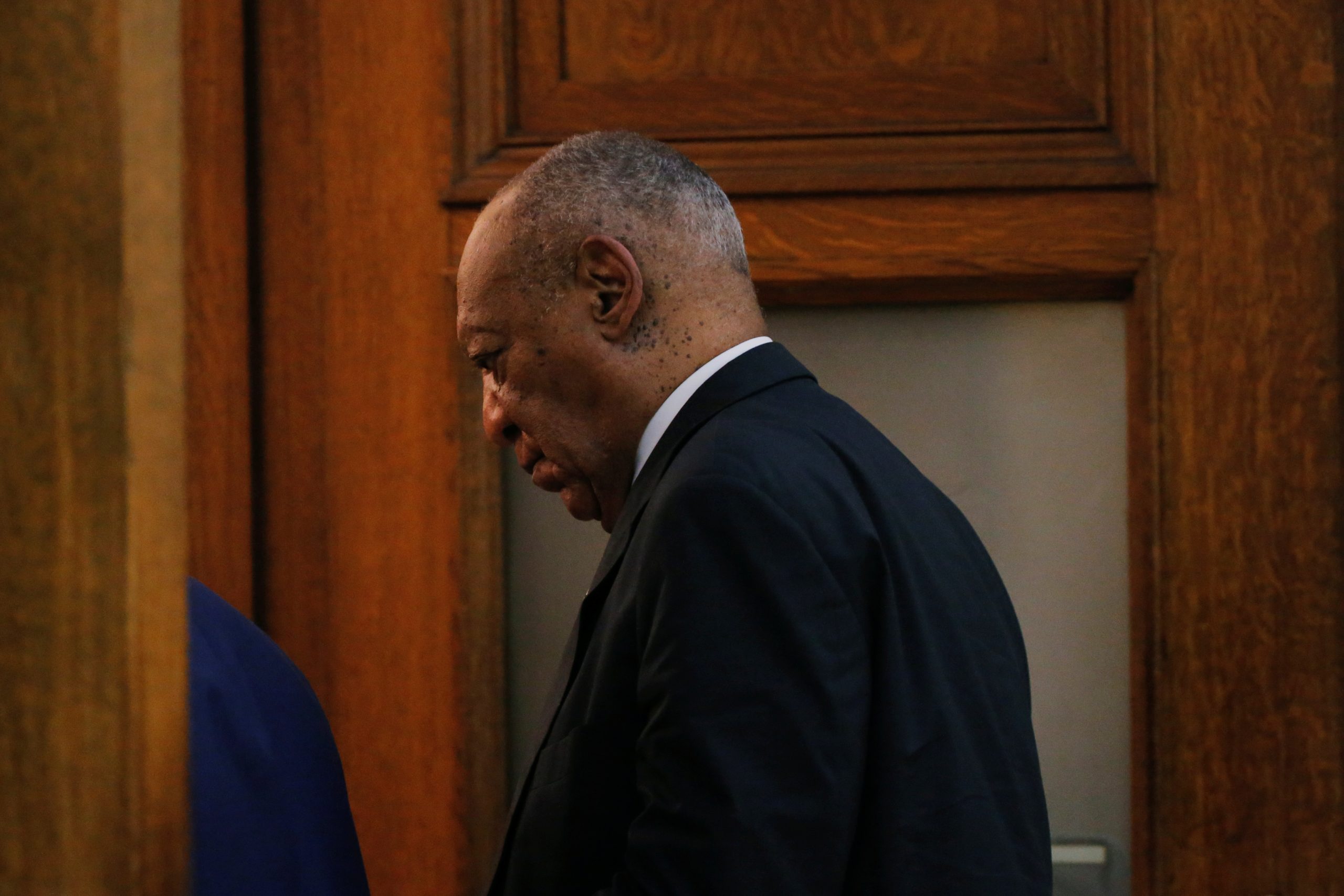 La giuria civile di Bill Cosby dovrà riprendere le deliberazioni dopo aver quasi raggiunto un verdetto