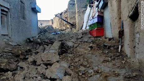 Il terremoto ha colpito all'01:24, 46 km a sud-ovest della città di Khost.