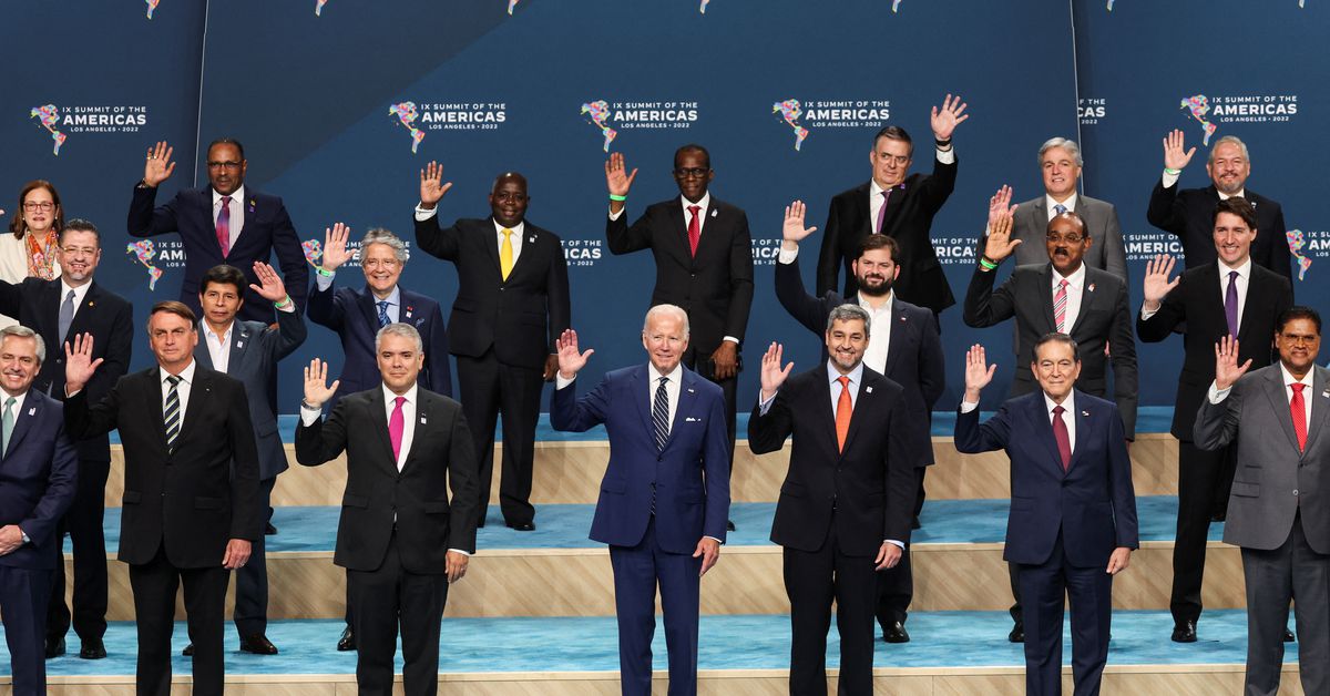 Biden svela il piano di immigrazione, che chiude il Summit delle Americhe dominato dalle divisioni