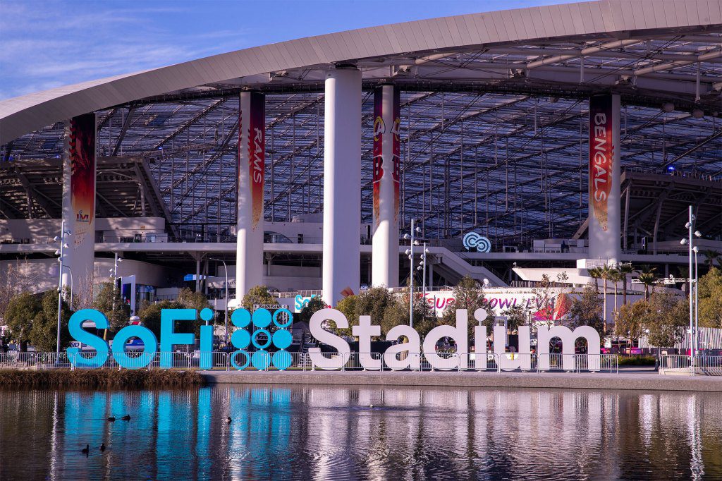 Il SoFi Stadium è la sede dei Los Angeles Rams e Chargers. 