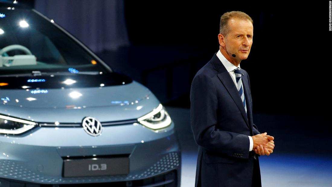 Il CEO di Volkswagen Diess si dimette con una mossa a sorpresa