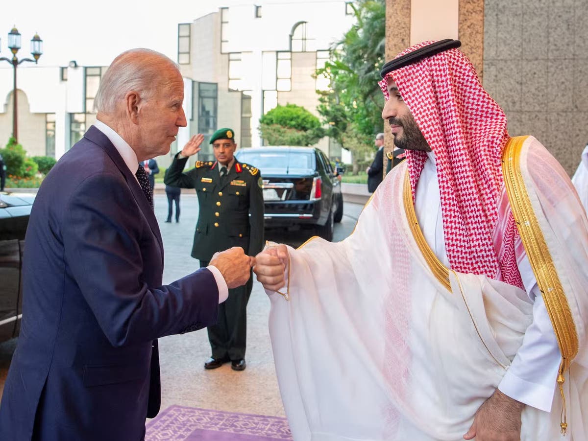Ultime notizie su Biden: il presidente fa pressioni sul principe ereditario saudita per l'omicidio di Khashoggi e ride delle critiche a lui rivolte
