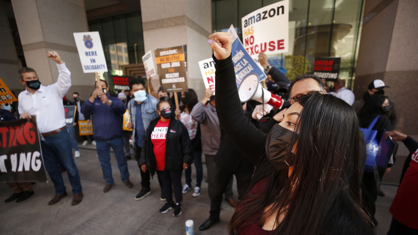 I lavoratori di Amazon presso l'hub aeronautico della California hanno lasciato il lavoro