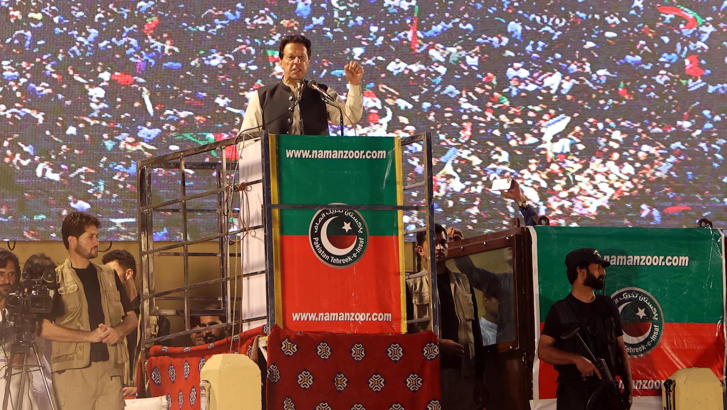 Imran Khan, l'ex leader pakistano, accusato di terrorismo