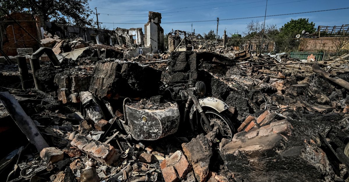 Ucraina sull'orlo della centrale nucleare di Zaporizhzhia, bombardate le città della regione