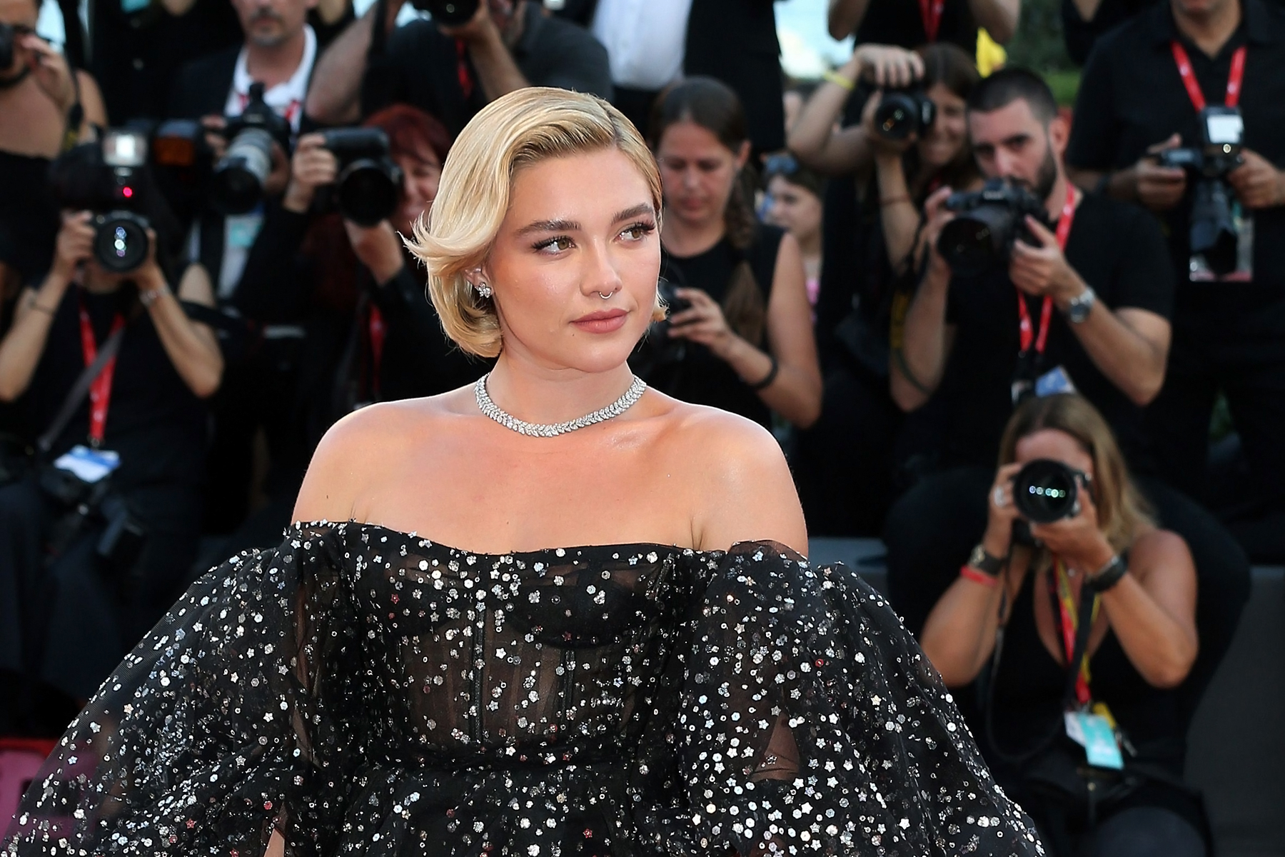 Florence Pugh salta la premiere di "Don't Worry Baby" a New York - Rolling Stone