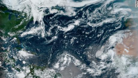 Per la prima volta in 25 anni, agosto non ha avuto una tempesta definita - ora settembre inizia con un potenziale uragano