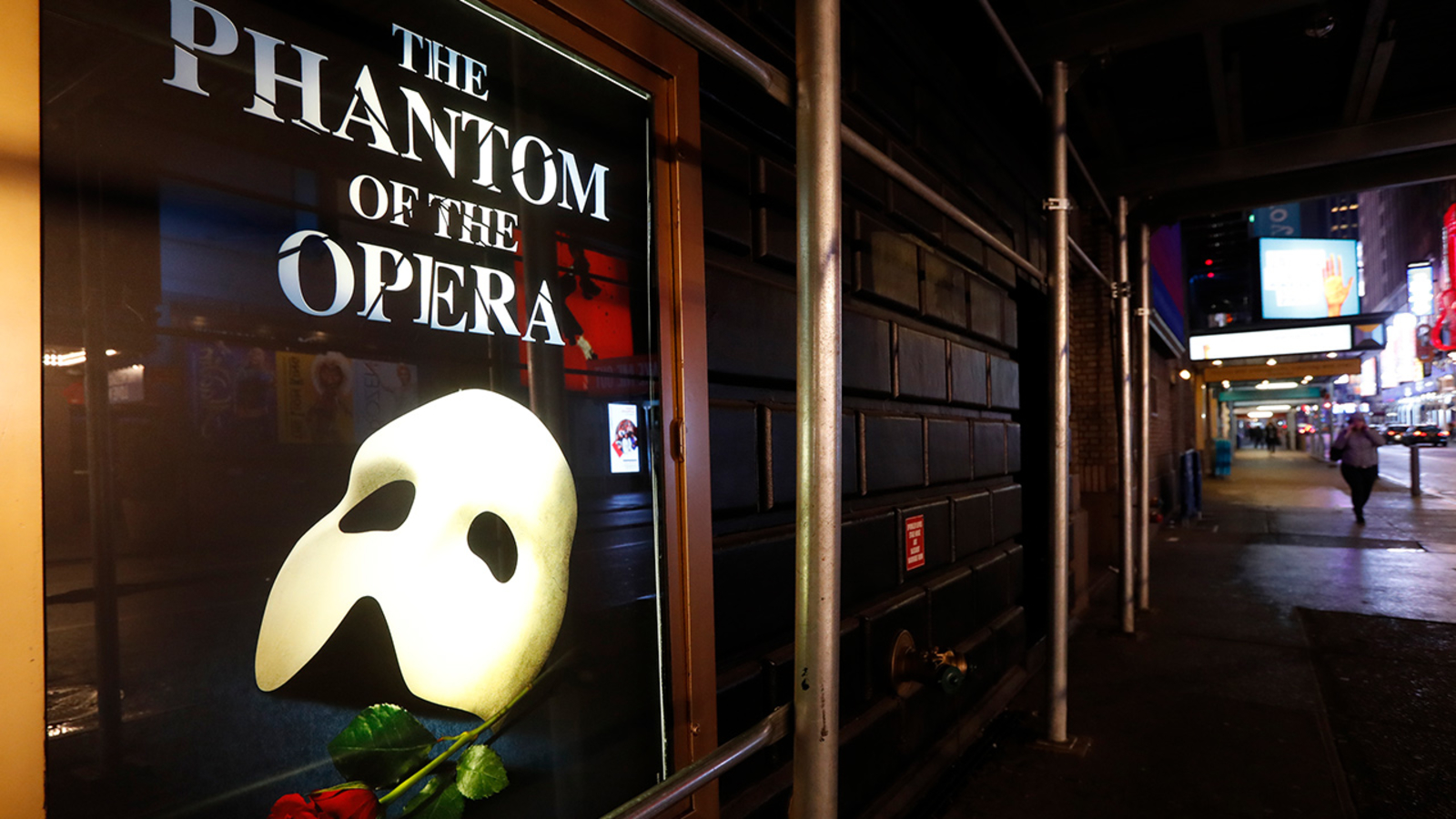 Lo spettacolo più longevo di Broadway, "The Phantom of the Opera", si concluderà nel 2023