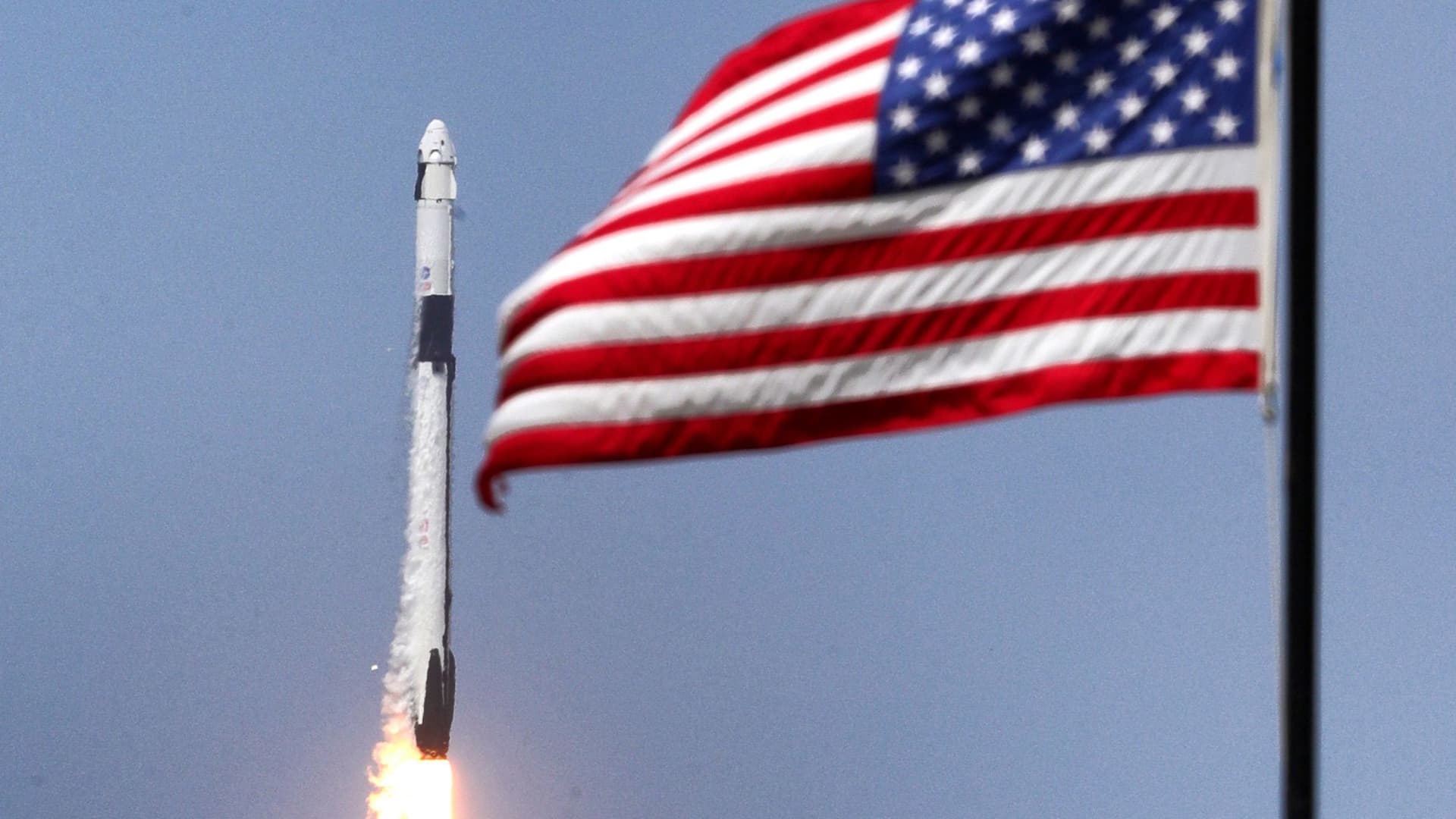 SpaceX vince un contratto da 1,4 miliardi di dollari con la NASA per altre 5 missioni di astronauti