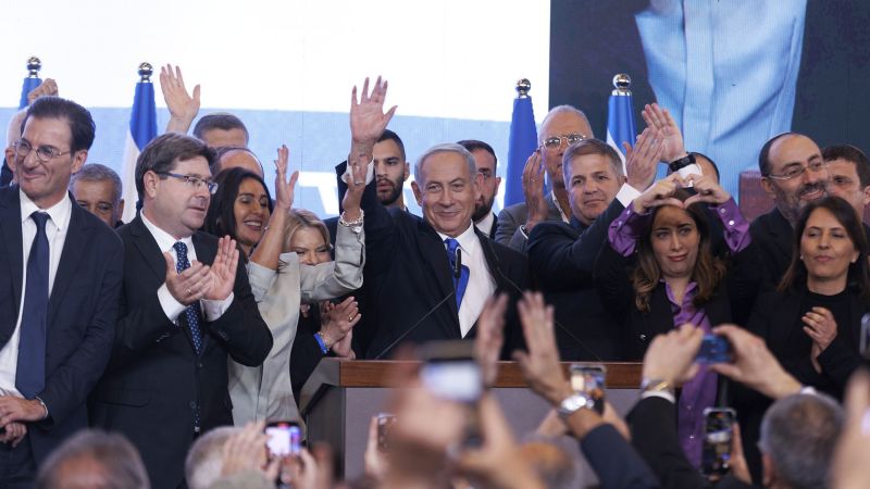 Il primo ministro israeliano Yair Lapid si congratula con Benjamin Netanyahu per la sua vittoria elettorale