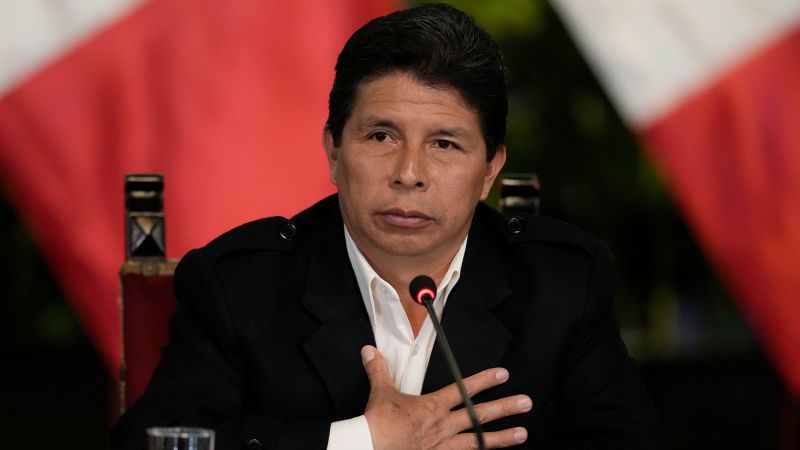Il presidente peruviano Castillo è stato citato in giudizio e arrestato dopo aver tentato di sciogliere il Congresso