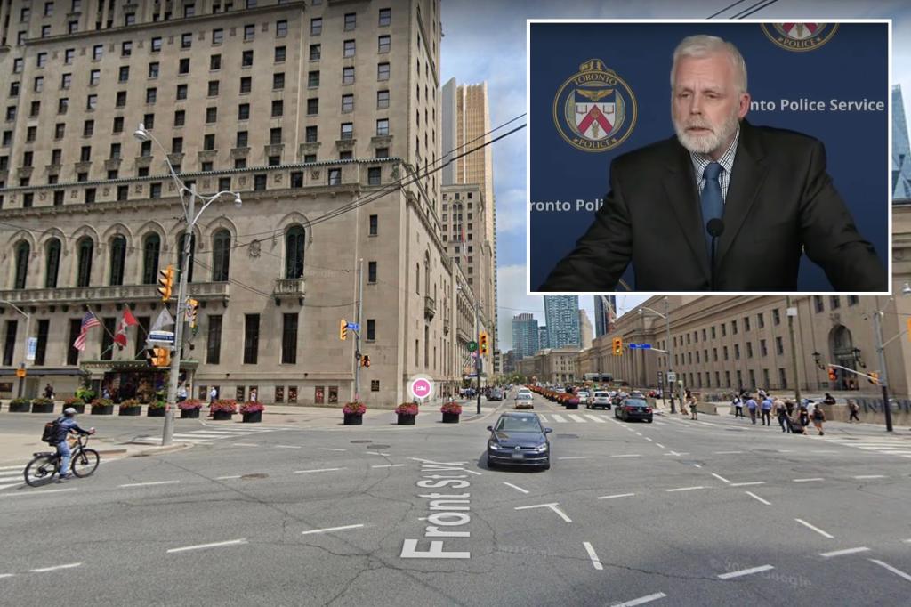 Otto ragazze adolescenti sono state accusate dell'omicidio di un senzatetto a Toronto
